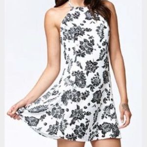 🍭Kendall + Kylie floral halter mini dress